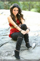 Vanessa Anne Hudgens : vanessa_anne_hudgens_1201116135.jpg