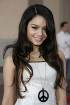 Vanessa Anne Hudgens : vanessa_anne_hudgens_1201638705.jpg