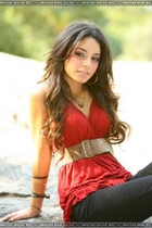 Vanessa Anne Hudgens : vanessa_anne_hudgens_1202435438.jpg