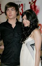 Vanessa Anne Hudgens : vanessa_anne_hudgens_1210866288.jpg