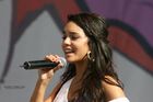 Vanessa Anne Hudgens : vanessa_anne_hudgens_1219983787.jpg