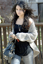 Vanessa Anne Hudgens : vanessa_anne_hudgens_1220327581.jpg