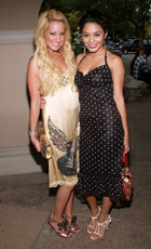 Vanessa Anne Hudgens : vanessa_anne_hudgens_1220538992.jpg