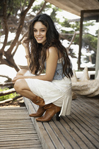 Vanessa Anne Hudgens : vanessa_anne_hudgens_1220539155.jpg