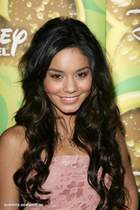 Vanessa Anne Hudgens : vanessa_anne_hudgens_1241389217.jpg