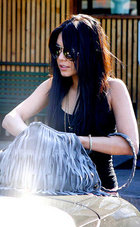 Vanessa Anne Hudgens : vanessa_anne_hudgens_1242623592.jpg