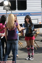 Vanessa Anne Hudgens : vanessa_anne_hudgens_1242624448.jpg