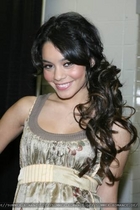 Vanessa Anne Hudgens : vanessa_anne_hudgens_1243097881.jpg