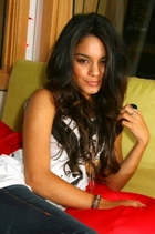 Vanessa Anne Hudgens : vanessa_anne_hudgens_1246505567.jpg