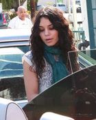 Vanessa Anne Hudgens : vanessa_anne_hudgens_1248583250.jpg