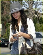 Vanessa Anne Hudgens : vanessa_anne_hudgens_1249164777.jpg