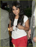 Vanessa Anne Hudgens : vanessa_anne_hudgens_1250435165.jpg