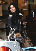 Vanessa Anne Hudgens : vanessa_anne_hudgens_1253174531.jpg