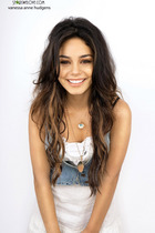 Vanessa Anne Hudgens : vanessa_anne_hudgens_1254542791.jpg