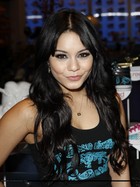 Vanessa Anne Hudgens : vanessa_anne_hudgens_1261415602.jpg