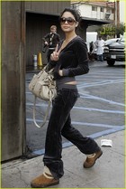 Vanessa Anne Hudgens : vanessa_anne_hudgens_1262721389.jpg