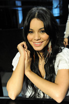 Vanessa Anne Hudgens : vanessa_anne_hudgens_1264332186.jpg