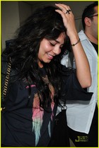 Vanessa Anne Hudgens : vanessa_anne_hudgens_1266892797.jpg