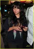 Vanessa Anne Hudgens : vanessa_anne_hudgens_1266892805.jpg