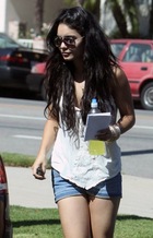 Vanessa Anne Hudgens : vanessa_anne_hudgens_1276672942.jpg