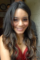 Vanessa Anne Hudgens : vanessa_anne_hudgens_1277617591.jpg