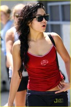 Vanessa Anne Hudgens : vanessa_anne_hudgens_1281245321.jpg