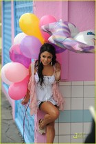 Vanessa Anne Hudgens : vanessa_anne_hudgens_1296753938.jpg