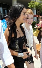 Vanessa Anne Hudgens : vanessa_anne_hudgens_1301290422.jpg