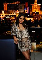 Vanessa Anne Hudgens : vanessa_anne_hudgens_1301337542.jpg