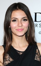 Victoria Justice : victoria-justice-1312150859.jpg