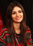 Victoria Justice : victoria-justice-1327380474.jpg