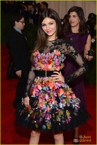 Victoria Justice : victoria-justice-1343104206.jpg