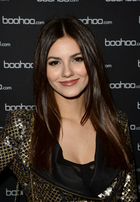 Victoria Justice : victoria-justice-1386180603.jpg