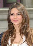 Victoria Justice : victoria-justice-1398533841.jpg