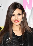 Victoria Justice : victoria-justice-1401466628.jpg