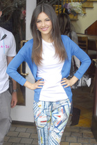 Victoria Justice : victoria-justice-1411243530.jpg