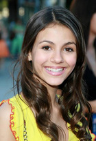 Victoria Justice : victoria_justice_1203115930.jpg