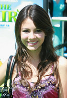 Victoria Justice : victoria_justice_1214525504.jpg