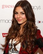 Victoria Justice : victoria_justice_1282353789.jpg