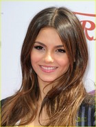 Victoria Justice : victoria_justice_1288201223.jpg