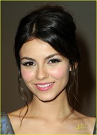 Victoria Justice : victoria_justice_1292346944.jpg