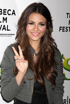 Victoria Justice : victoria_justice_1292604344.jpg