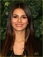 Victoria Justice : victoria_justice_1298821908.jpg