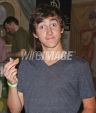 Vincent Martella in General Pictures, Uploaded by: Guest