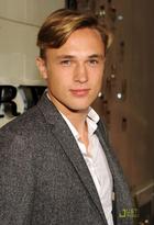 William Moseley : william-moseley-1319940654.jpg