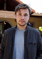 William Moseley : william-moseley-1338017175.jpg