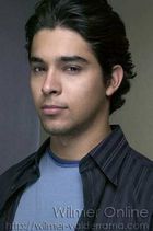 Wilmer Valderrama : normal_bekor11.jpg