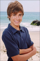 Zac Efron : SG_128951.jpg