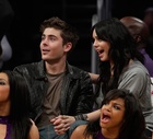 Zac Efron : TI4U1403973183.jpg