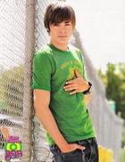 Zac Efron : TI4U_u1145719972.jpg